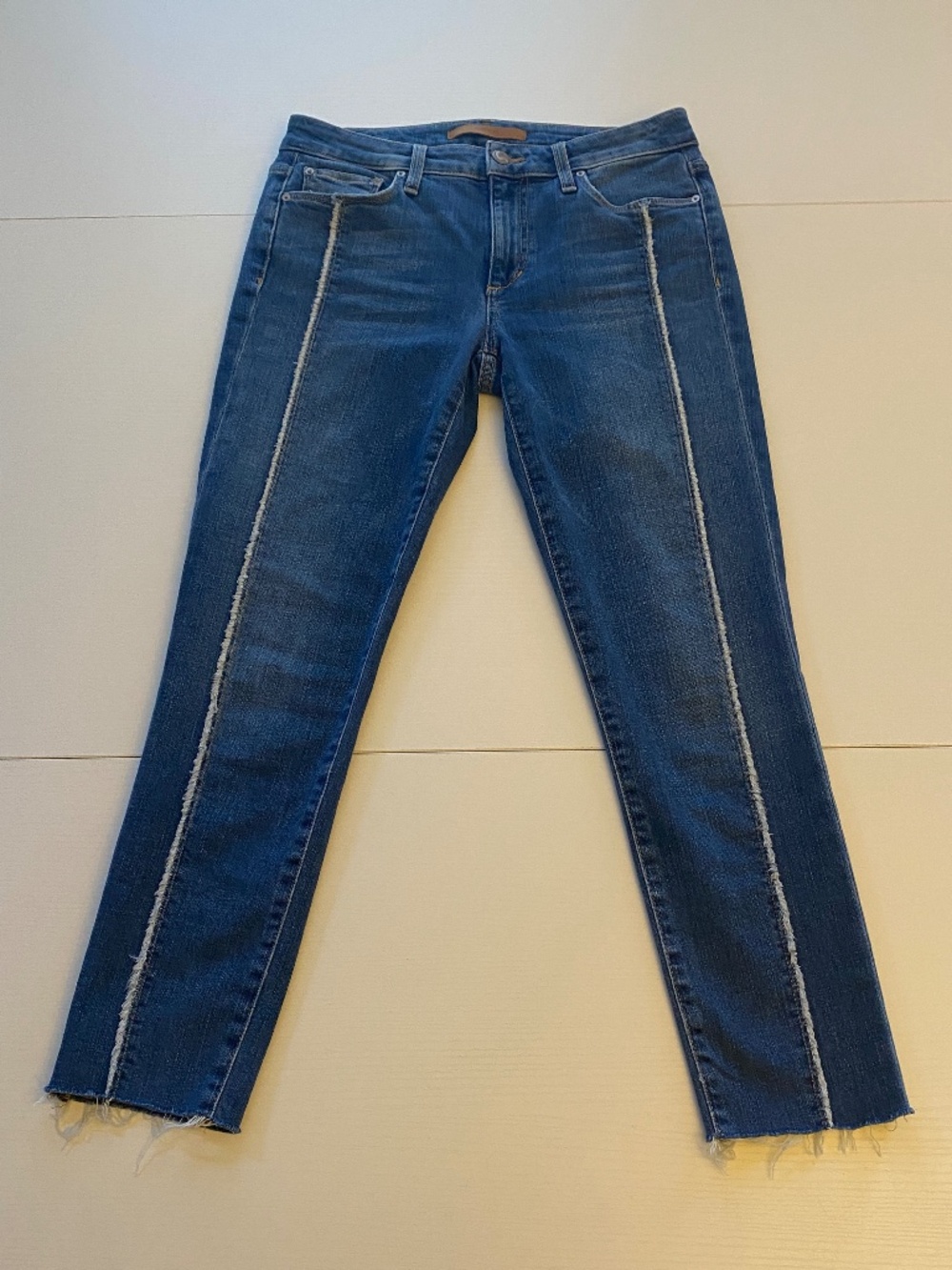 Joe's Jeans The Icon Mid Rise Skinny Ankle Janeen Wash Size 27